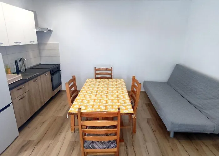 דירה Apartma Lukas *
